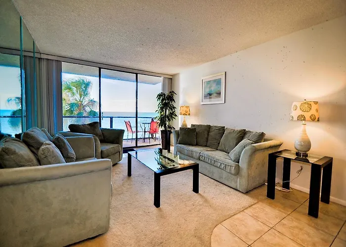 440 West 408n Apartment *