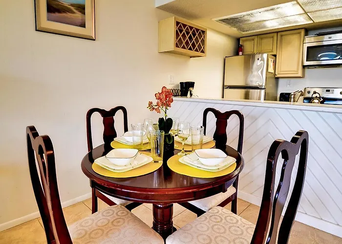 Apartment 440 West 408n